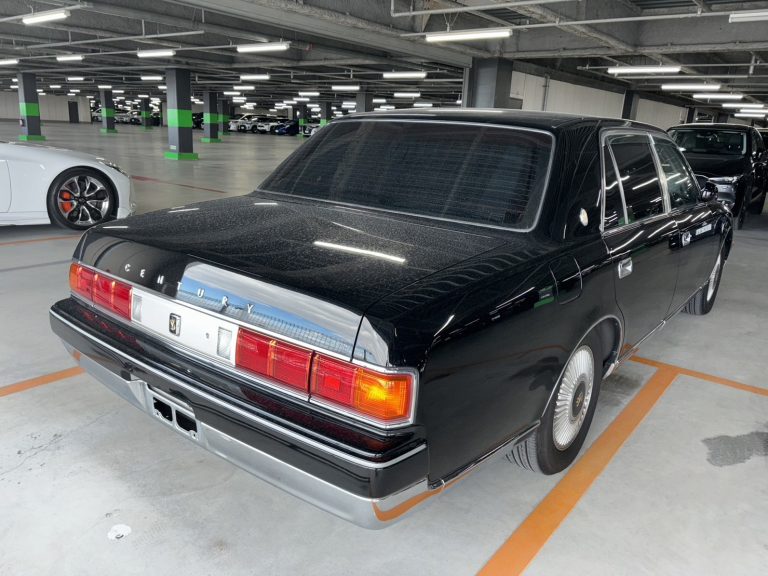 Rear Right Corner