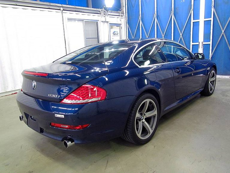 Rear Right Corner